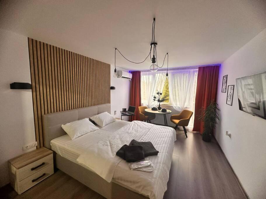 Residence 57 Resita Buitenkant foto
